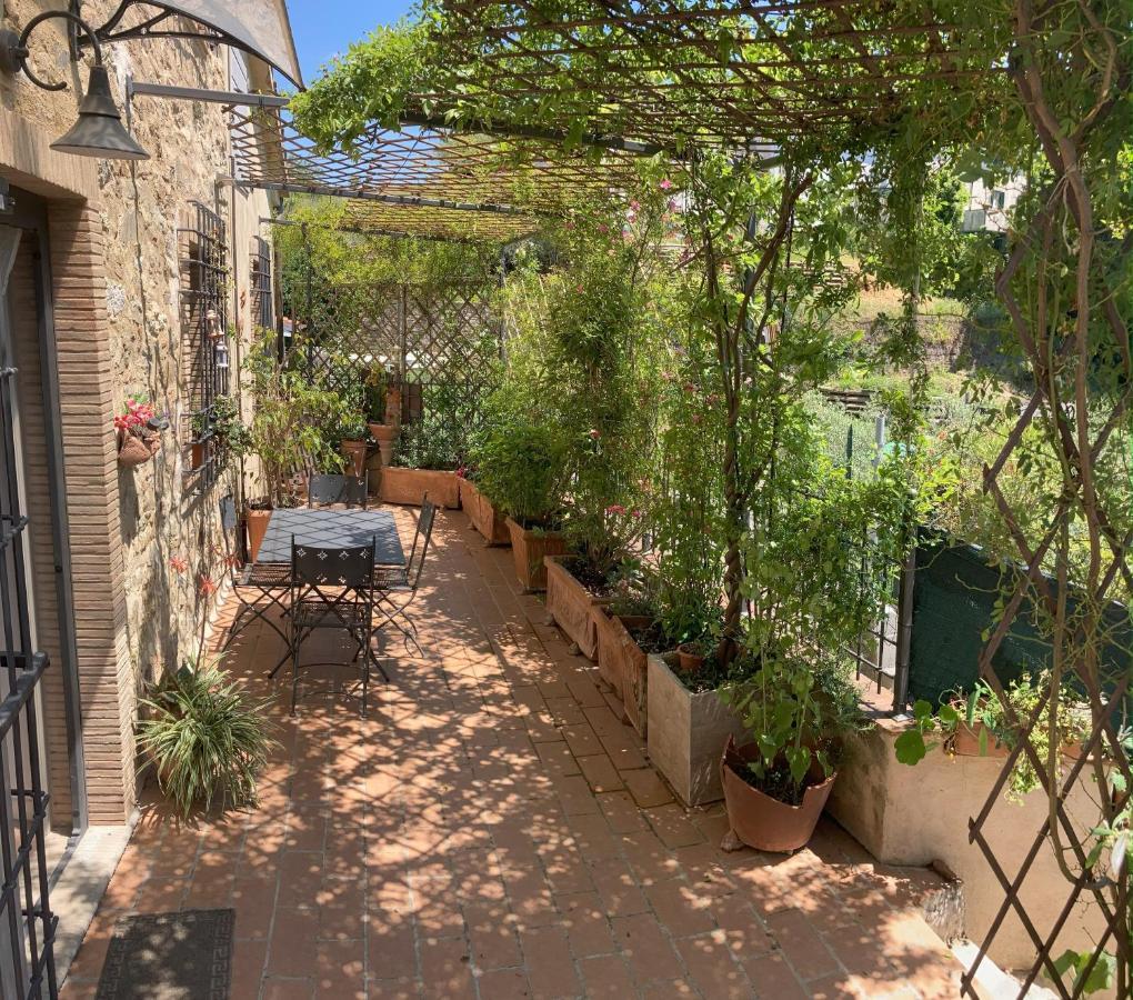 La Casina Delle Rondini Konuk evi Corsanico-Bargecchia Dış mekan fotoğraf